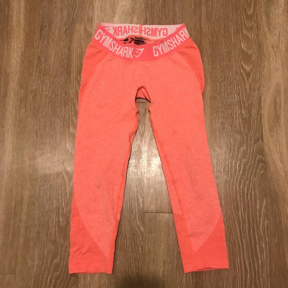 Peach coral crop gymshark flex crop leggings